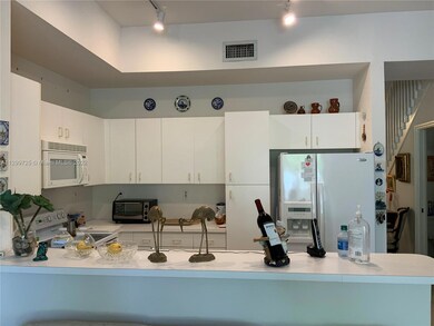10921 NW 43rd Ln, Doral, FL 33178 - photo 7
