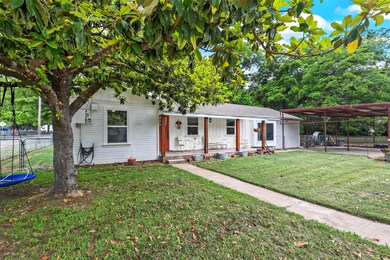 701 W Ball St, Weatherford, TX 76086 - photo 2