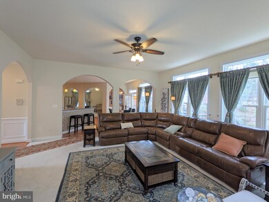 12648 Buckleys Gate Dr, Fairfax, VA 22030 - photo 7