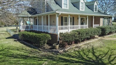 105 Redbud Dr, Shelbyville, TN 37160 - photo 3