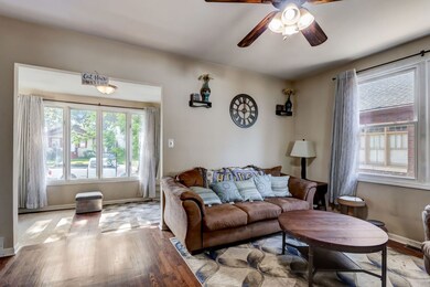 526 N Butrick St, Waukegan, IL 60085 - photo 5