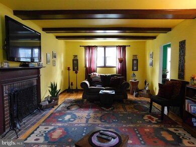 1700 Magnolia Ln, Norristown, PA 19403 - photo 4