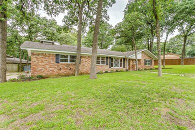 641 W Cheryl Ave, Hurst, TX 76053 - photo 2