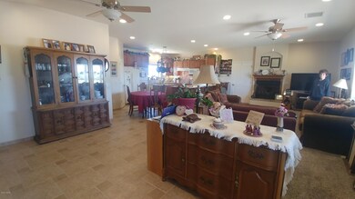 living room 0521201046a