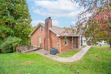 815 E Maple St, Johnson City, TN 37601 - photo 2