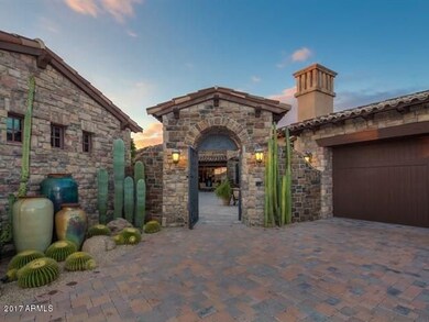 Front Court Yard Entry