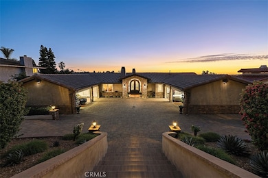 1542 La Loma Dr, Santa Ana, CA 92705 - photo 4