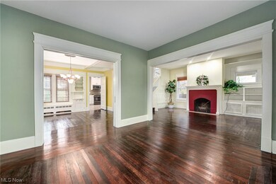 looking into dining room and foyer