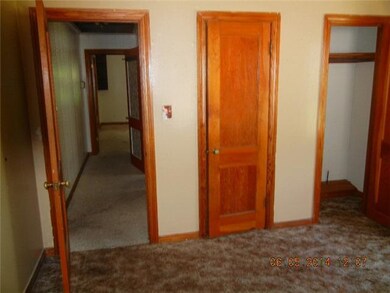 Bedroom. closet in bedroom