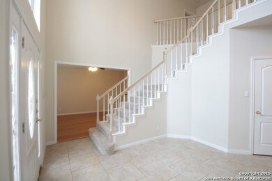 10802 Hunters Way, Helotes, TX 78023 - photo 6