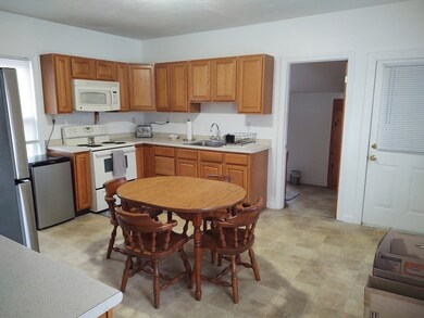 7 Pearl St unit 2, Hudson, MA 01749 - photo 2