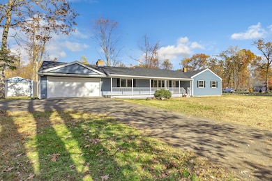 159 Tom Swamp Rd, Hamden, CT 06518 - photo 2