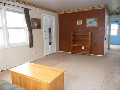 7404 Cedar St, Davenport, IA 52806 - photo 7