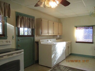 Kitchen-LaundryCombo