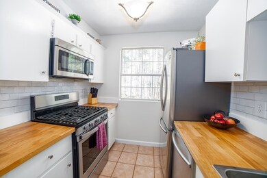 3 Treetop Ln unit 5, Kingston, MA 02364 - photo 6