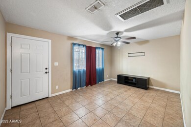 2128 W Wayland Rd Phoenix AZ 85041-4