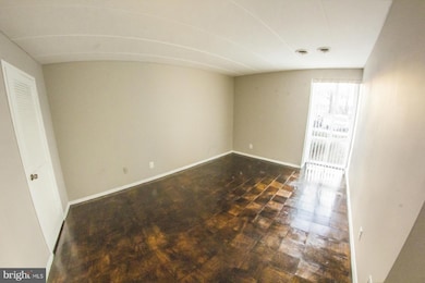 2636 Ft Farnsworth Rd unit 126, Alexandria, VA 22303 - photo 3