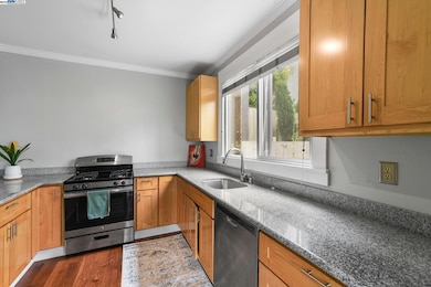 1925 Leavenworth St unit 7, San Francisco, CA 94133 - photo 4