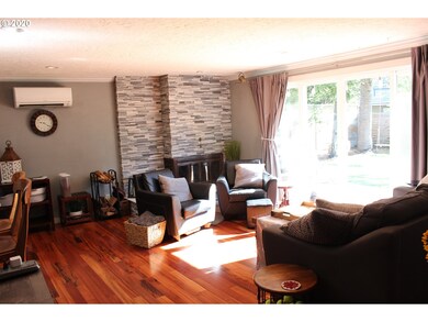 2245 Lillian St, Eugene, OR 97401 - photo 7