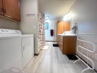 1090 A St NE, Linton, IN 47441 - photo 2