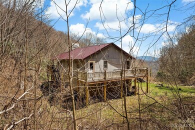 1283 Patsy Creek Rd, Burnsville, NC 28714 - photo 3