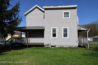 1724 Luzerne St, Scranton, PA 18504 - photo 3