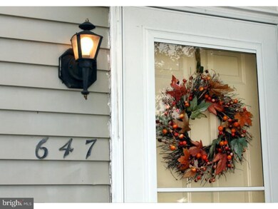 647 Yorkshire Ct unit F, Sewell, NJ 08080 - photo 3