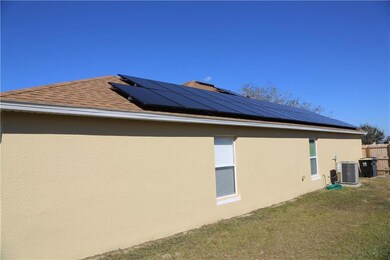 689 Hatchwood Dr, Haines City, FL 33844 - photo 4