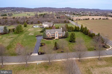 2 Hunters Ridge Dr, Pennington, NJ 08534 - photo 3