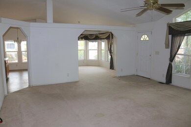 023-318880 - Living Room 3