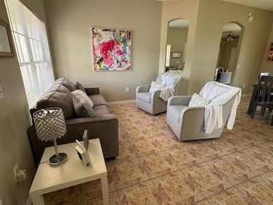 2526 Jasmine Trace Dr, Kissimmee, FL 34758 - photo 3