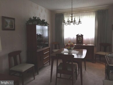 534 Hollywood Dr, Magnolia, NJ 08049 - photo 7