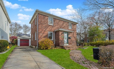 297 Otis Ave, Staten Island, NY 10306 - photo 2