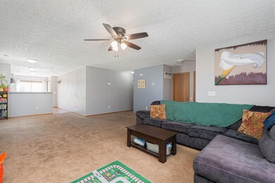 8-web-or-mls-2647 Bloom Dr-8