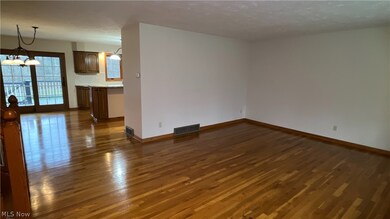 676 Parker Rd, Aurora, OH 44202 - photo 6