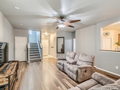 10227 Huisache Field, Helotes, TX 78023 - photo 6