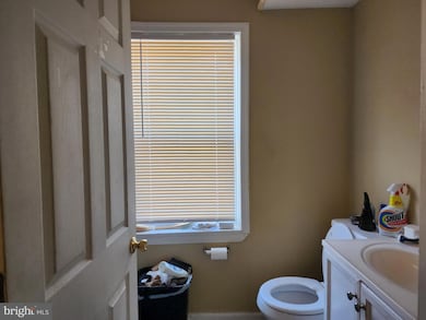 1823 N Chapel St, Baltimore, MD 21213 - photo 3