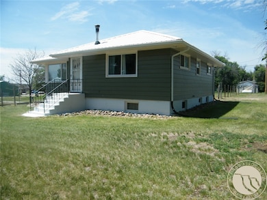 NE Corner