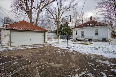 1528 Highland Ave, Eau Claire, WI 54701 - photo 5