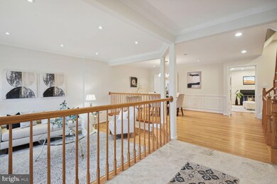 10757 Brewer House Rd, Rockville, MD 20852 - photo 2