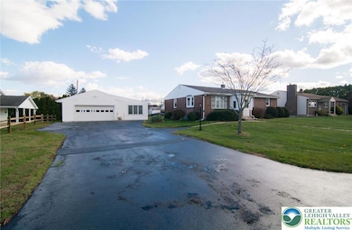 1523 N 27th St, Allentown, PA 18104 - photo 4