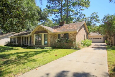 13827 Queensbury Ln, Houston, TX 77079 - photo 3