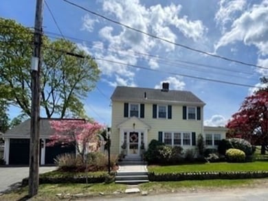 18 Cypress St, Marblehead, MA 01945 - photo 4