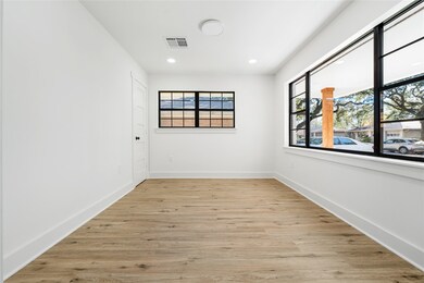 1719 Haverhill Dr, Houston, TX 77008 - photo 4