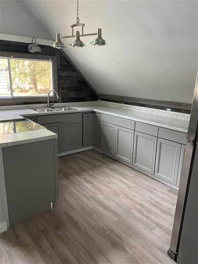 22 Raccoon Aly, Hillsborough, NH 03244 - photo 3