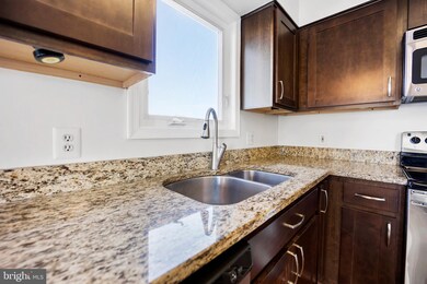 33 Charles St unit 2, Solomons, MD 20688 - photo 7