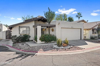 2911 W Cholla St, Phoenix, AZ 85029 - photo 2