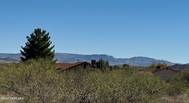 19859 E Prickly Pear Dr, Cordes Lakes, AZ 86333 - photo 2