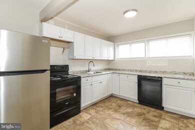 26 Red Cedar Dr, Levittown, PA 19055 - photo 4