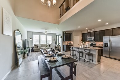 3819 Lancer Cir, Pearland, TX 77581 - photo 6